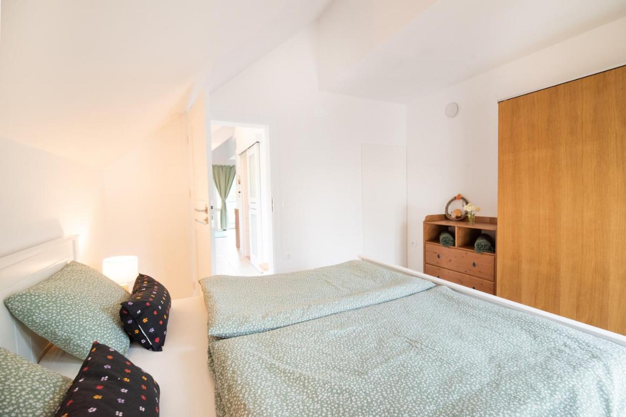 Apple Tree Apartment ブレッド エクステリア 写真