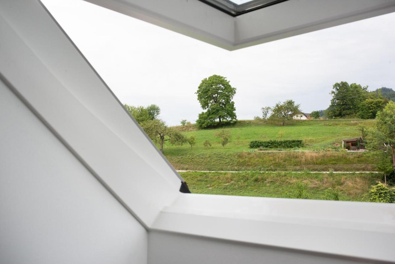 Apple Tree Apartment ブレッド エクステリア 写真